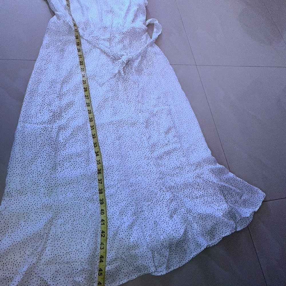 Silver Midi Sundress with Flutter Sleeves and Crew Neck - Picture 10 of 15